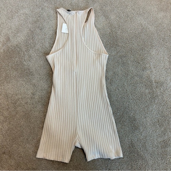 Zara cream beige ribbed knit playsuit romper bodysuit round crew neck Sz M NWT - Picture 3 of 13